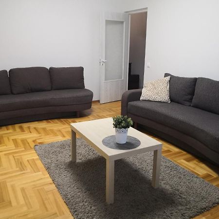 Laisves-Taikos Apartaments Vilnius Exterior photo